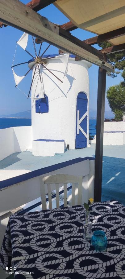 Koralli Beach Niforeika Bagian luar foto