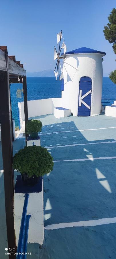 Koralli Beach Niforeika Bagian luar foto